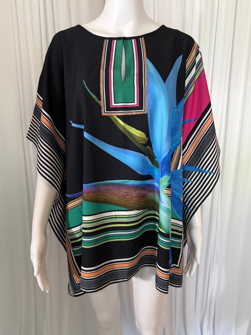 Colleen Lopez Bird of Paradise Poncho Tunic Top M NWOT